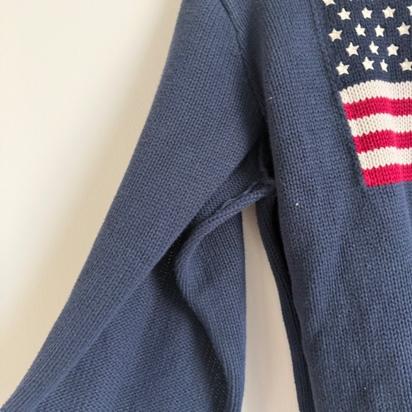 Women's Brandy Melville America Flag Cotton Sweater - Picture 9 of 11